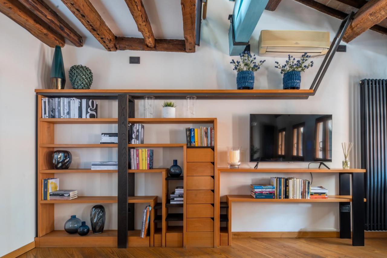 Grand Canal Design Apartment Venice Exterior photo
